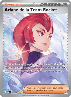Ariane de la Team Rocket — carte 237 de l’extension Rivalités Destinées