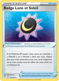 Badge Lune et Soleil — carte 151 de l’extension Évolution Céleste